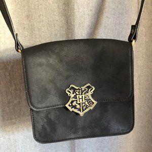 Hogwarts Crest Snap Closure Faux Leather Bag